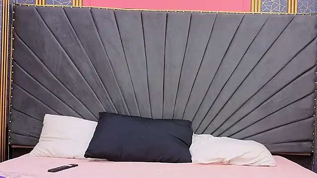 Kaely-Hot- online show from March 24, 2026, 2:22 pm