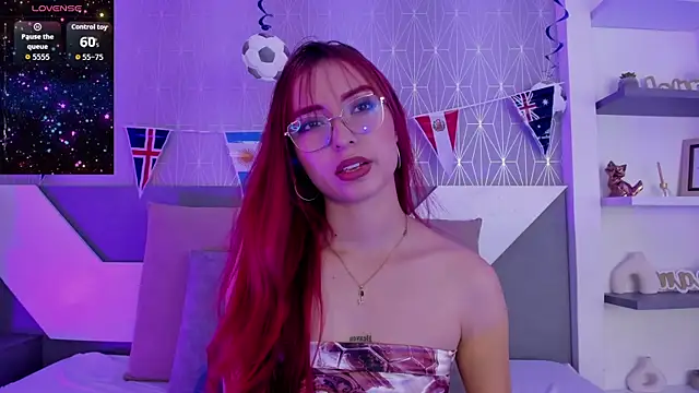Snapshot of Ashleey_Vega chatting on July 7, 2026, 1:48 pm Ashleey Vega online show from July 7, 2026, 1:48 pm