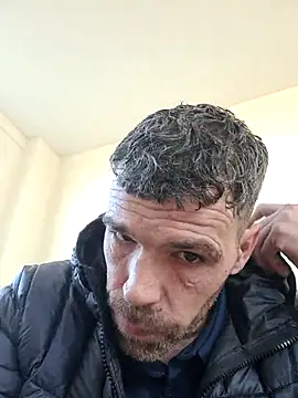 Snapshot of hulllad40 chatting on March 3, 2026, 3:18 pm hulllad40 online show from March 3, 2026, 3:18 pm