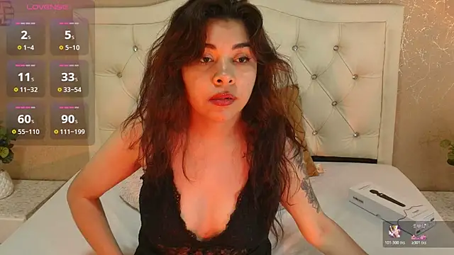 Mystic queen online show from March 10, 2026, 3:06 pm