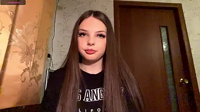 MiaClarka online show from March 3, 2026, 5:41 pm