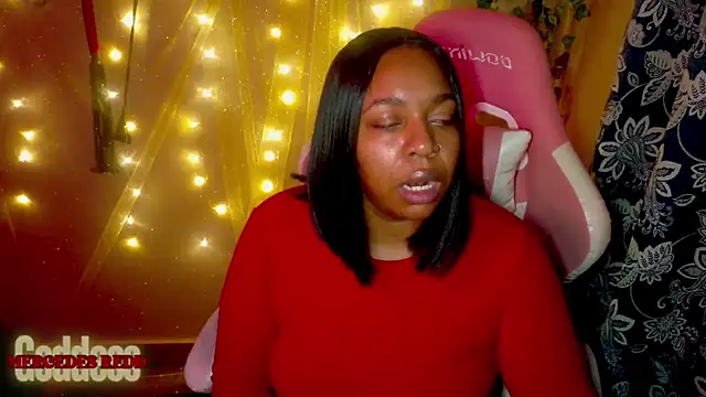 Goddess MercedesRedd online show from June 27, 2026, 4:12 pm