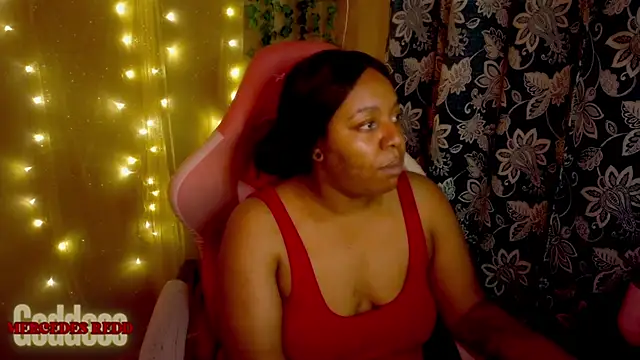 Goddess MercedesRedd online show from July 25, 2026, 5:10 pm