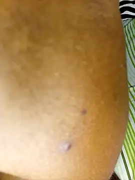 KendraIce online show from April 15, 2026, 7:15 am