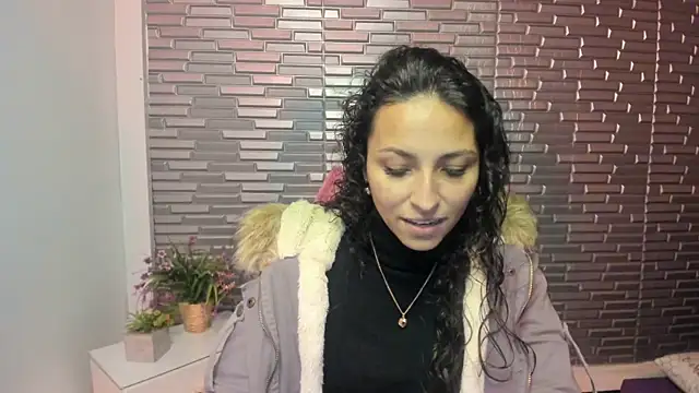 Ana maria 08 online show from April 15, 2026, 2:57 pm