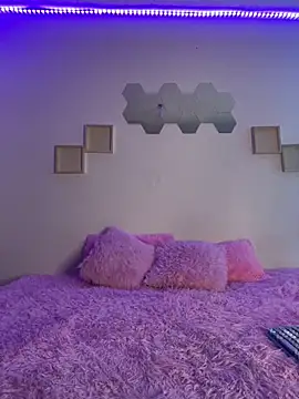 Daliila 11x online show from April 24, 2026, 3:09 am