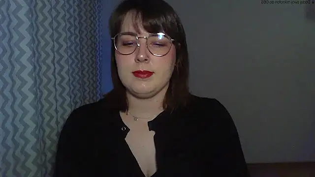 Snapshot of ClaraHard chatting on May 4, 2026, 5:53 pm ClaraHard online show from May 4, 2026, 5:53 pm