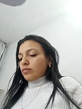 Laury 98 online show from March 4, 2026, 3:45 am