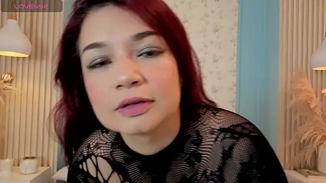 PaulaVegaa online show from June 14, 2026, 4:58 am