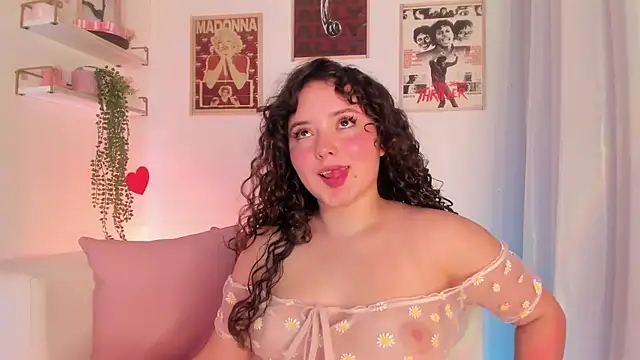 Snapshot of Ally_belle chatting on May 29, 2026, 11:03 pm Ally belle online show from May 29, 2026, 11:03 pm