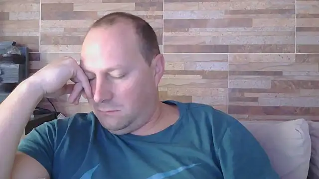 Snapshot of lustonfan chatting on May 15, 2026, 12:01 pm lustonfan online show from May 15, 2026, 12:01 pm
