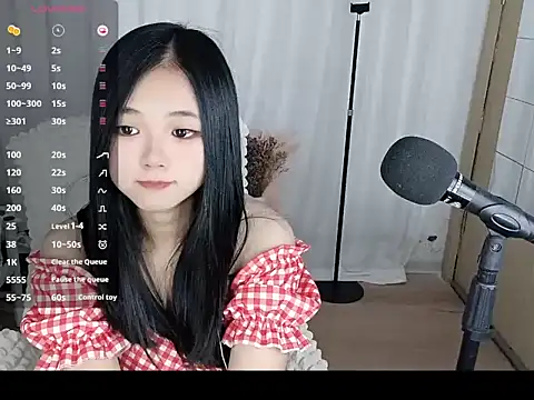 Noelle-2007 online show from March 13, 2026, 5:14 am