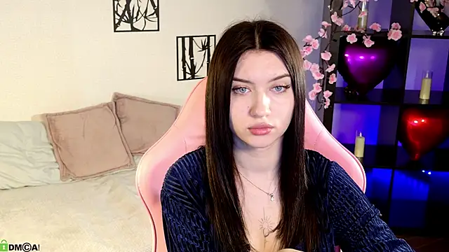 Sugar Kitten12 online show from April 9, 2026, 3:17 am