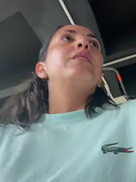 SamanthaWalker  online show from April 8, 2026, 12:49 pm