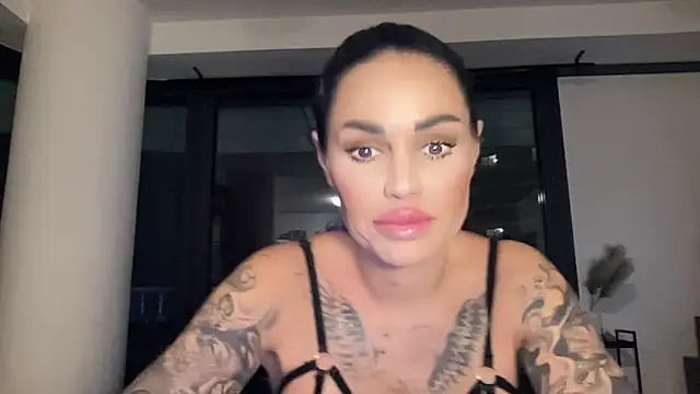 Snapshot of AMBER_HARD chatting on March 19, 2026, 10:14 pm AMBER HARD online show from March 19, 2026, 10:14 pm