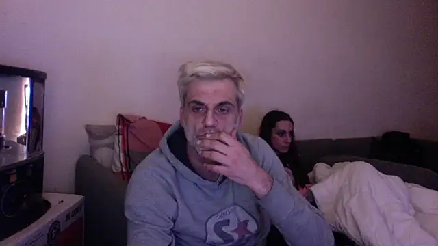 Snapshot of chiara-mario chatting on March 19, 2026, 8:13 pm chiara-mario online show from March 19, 2026, 8:13 pm