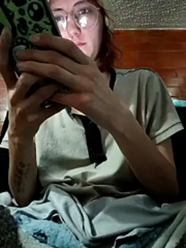 susanhottie1 online show from March 31, 2026, 5:57 pm