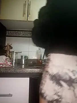 susanhottie1 online show from April 9, 2026, 1:05 am