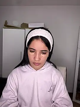 Lucy engel online show from May 25, 2026, 11:22 pm