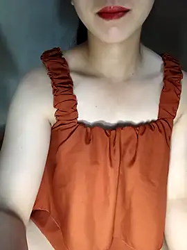 Fiona 2026 online show from May 4, 2026, 5:47 am