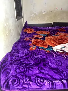 BABY JANNU  online show from April 11, 2026, 4:28 am