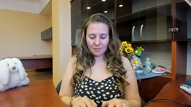 Nionelly online show from April 5, 2026, 10:34 am