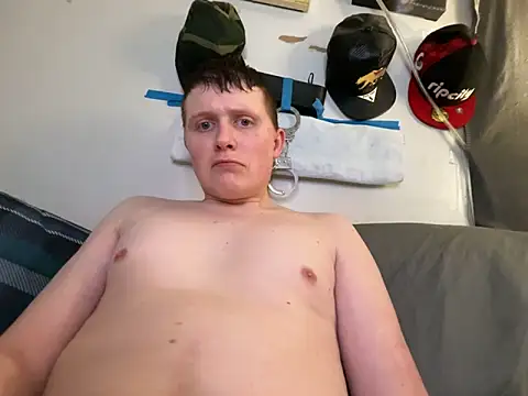 EliteKing35 online show from March 5, 2026, 9:44 pm