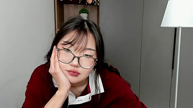 NelleMihalko online show from March 7, 2026, 2:52 am