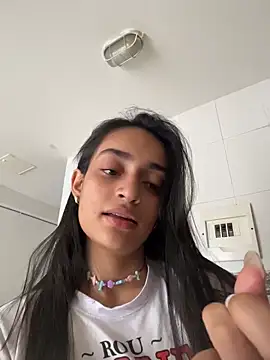 Snapshot of leilani_X chatting on May 22, 2026, 1:39 pm leilani X online show from May 22, 2026, 1:39 pm