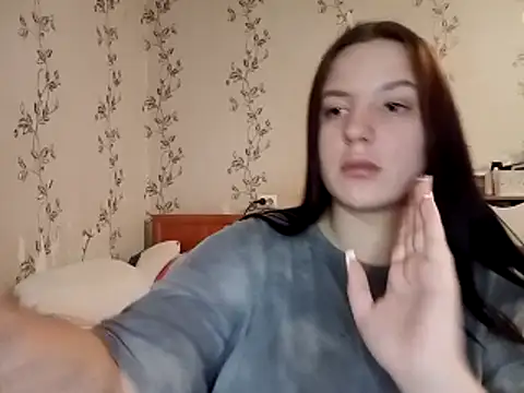 symmetryinvoid online show from March 31, 2026, 6:41 pm