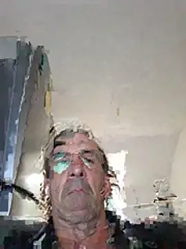 Snapshot of Xenope1941 chatting on July 16, 2026, 6:58 pm Xenope1941 online show from July 16, 2026, 6:58 pm