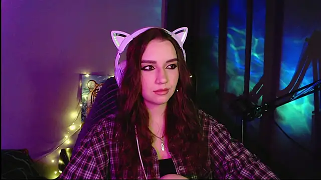 Celia Sensual  online show from May 4, 2026, 9:00 pm