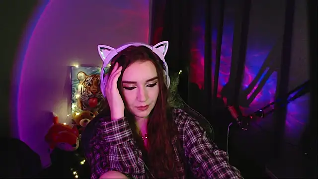 Celia Sensual  online show from June 6, 2026, 7:40 pm