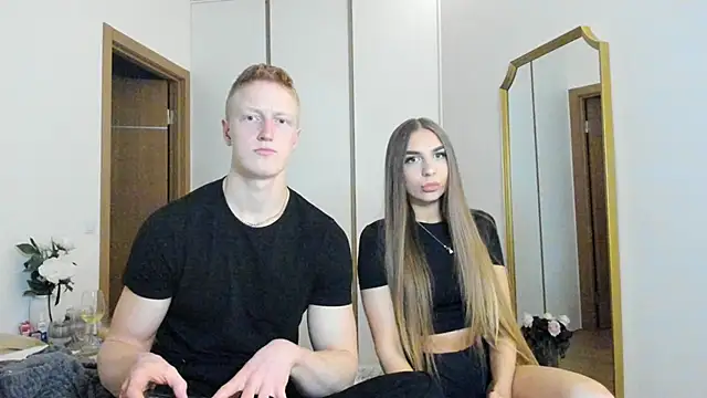 Snapshot of StepSisandStepBro chatting on March 21, 2026, 6:00 pm StepSisandStepBro online show from March 21, 2026, 6:00 pm