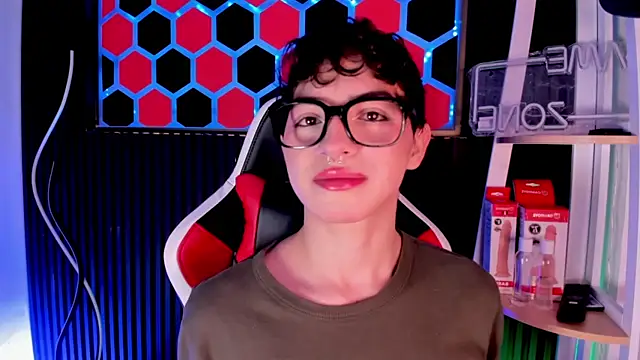 Cristopher Wild online show from April 29, 2026, 5:52 pm