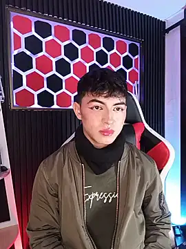 Cristopher Wild online show from May 22, 2026, 8:14 pm