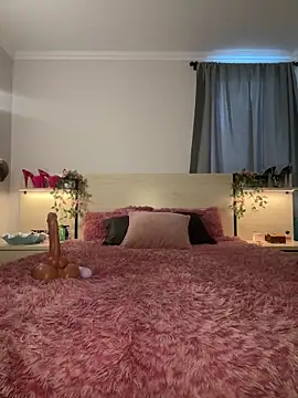 NikkiRylie online show from May 28, 2026, 10:29 pm