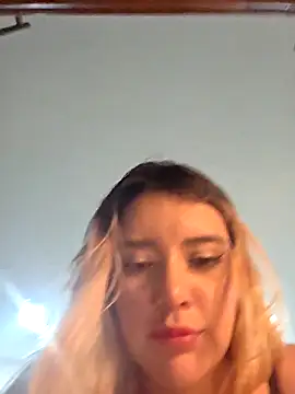 EliseColeman online show from April 15, 2026, 5:25 am