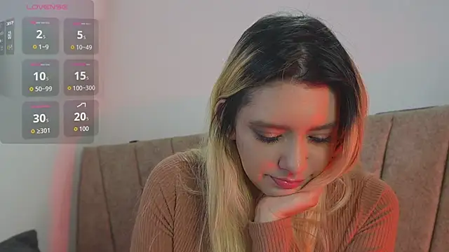 Snapshot of EliseColeman chatting on April 26, 2026, 1:36 am EliseColeman online show from April 26, 2026, 1:36 am