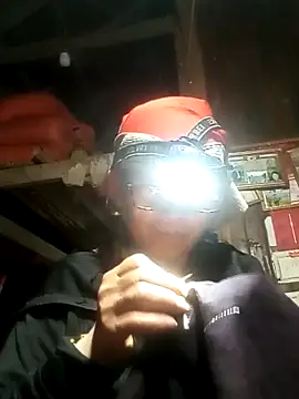 mama-cute online show from March 25, 2026, 1:06 pm