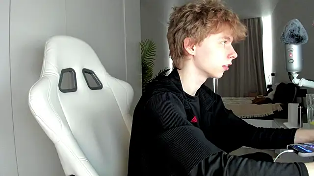 Wawesuc online show from March 15, 2026, 9:48 am