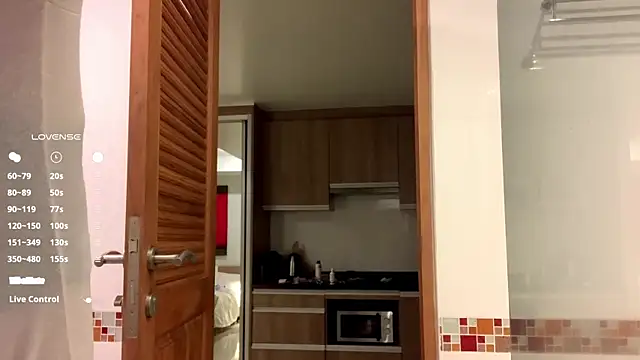 Kissme Kira online show from March 22, 2026, 7:28 pm