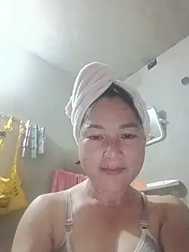 Yuhi3d online show from July 23, 2026, 1:42 pm