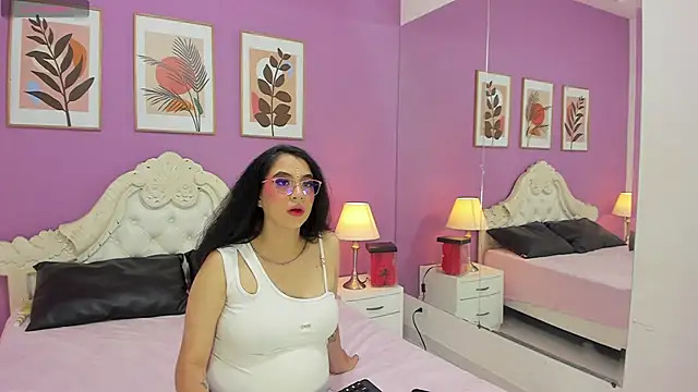 YayaQueen online show from March 21, 2026, 11:59 am