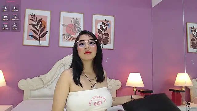 YayaQueen online show from May 23, 2026, 11:58 am
