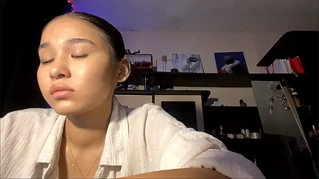 CatherineForbes online show from May 12, 2026, 4:59 pm