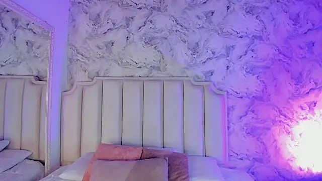 Tamara Ferrer online show from April 21, 2026, 11:27 am