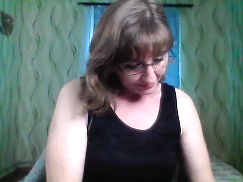 Alisaprice077 online show from June 4, 2026, 8:53 am