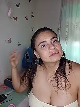 Snapshot of BettyBoo_w chatting on June 5, 2026, 7:30 pm BettyBoo w online show from June 5, 2026, 7:30 pm