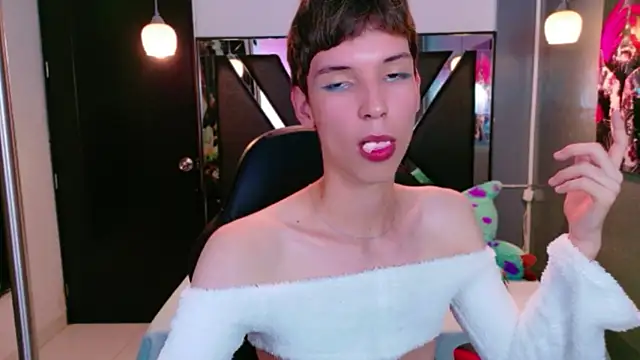 Stefany PiInk online show from April 23, 2026, 8:11 pm